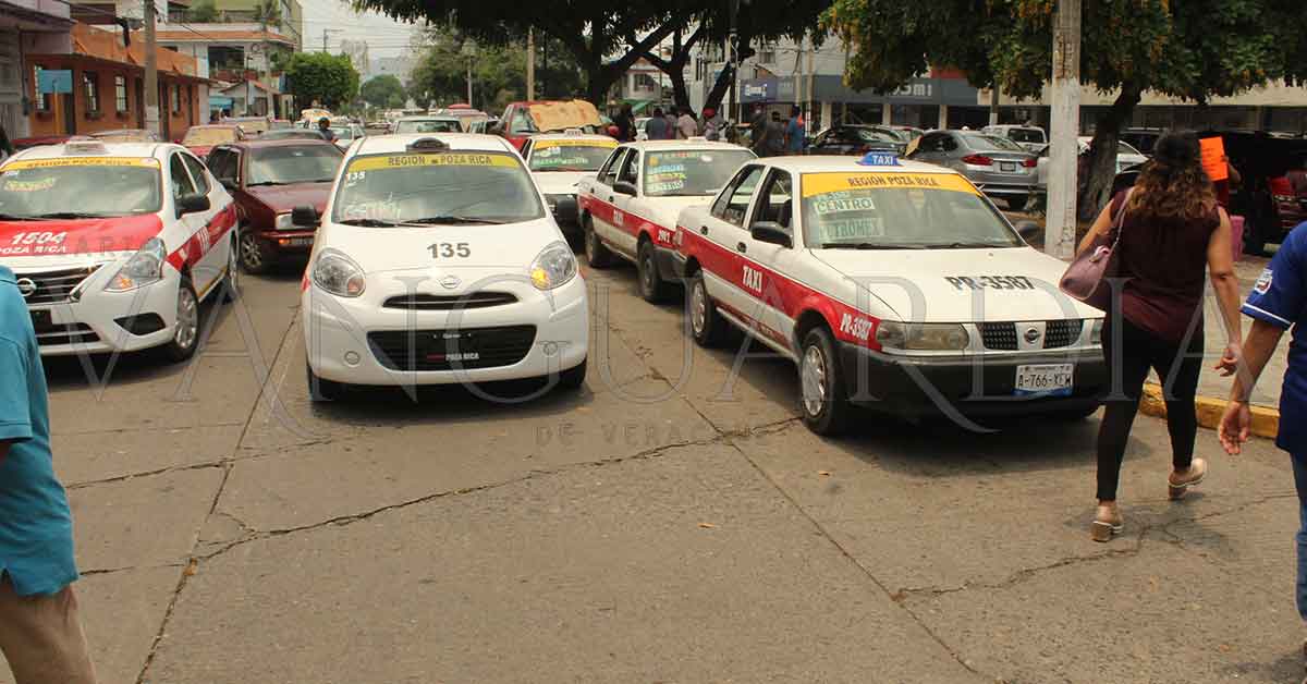 Al menos 100 taxistas de Poza Rica han sido multados por no usar cubrebocas