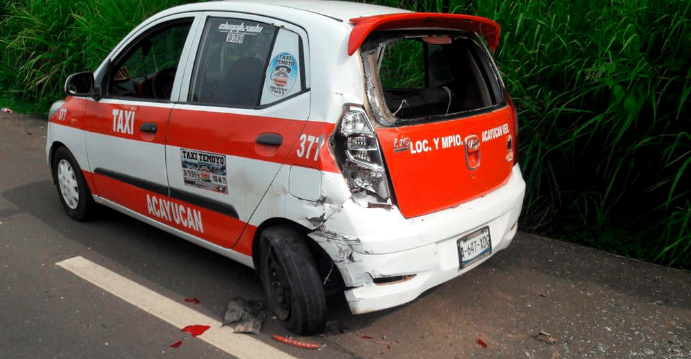 Motociclista pierde la vida en aparatoso accidente en Acayucan